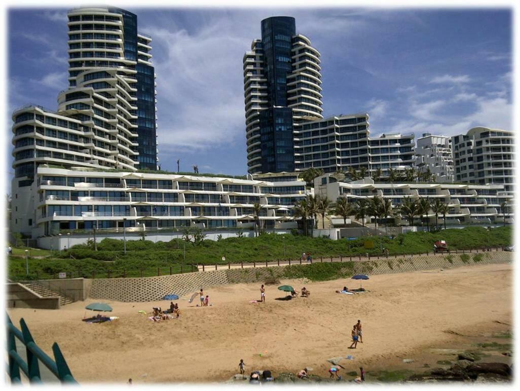 Beachfront Luxury @ Umhlanga Durban Exterior photo